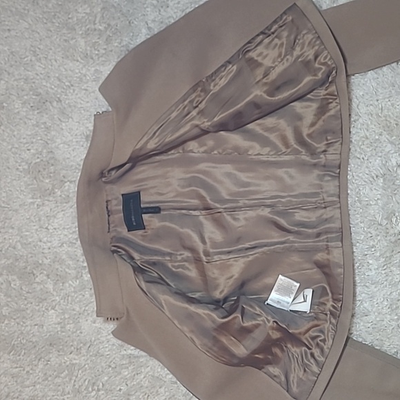 BCBGMAXAZRIA Fay Ruffled Cropped Moto Military Jacket in Sand Womens Size Small - Picture 14 of 16